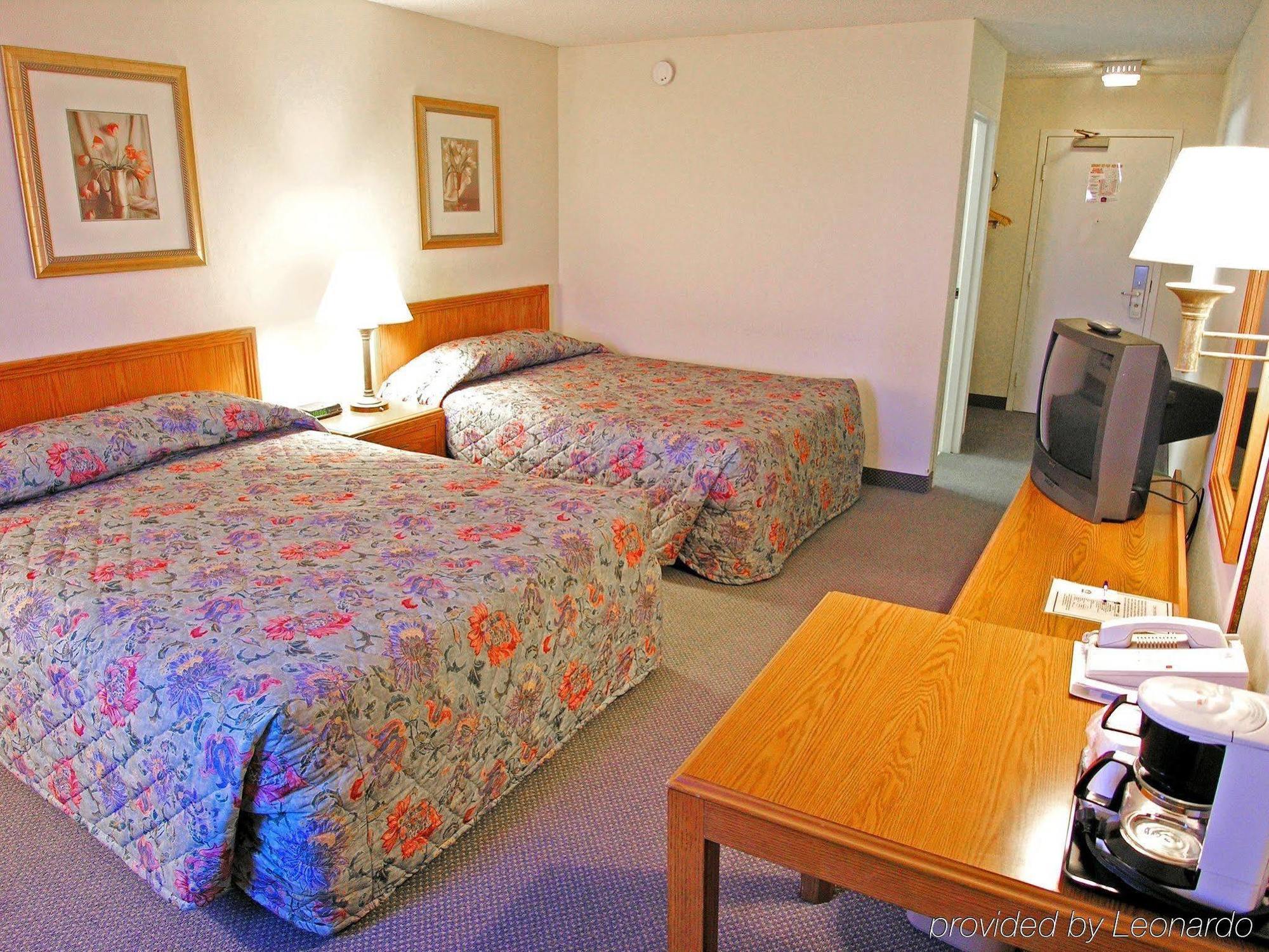 Travelodge By Wyndham Gaylord Buitenkant foto